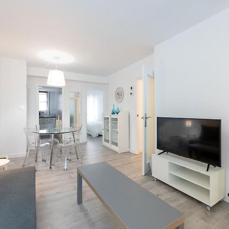 Apartamento Al Lado De La Romareda Zaragoza Exterior photo