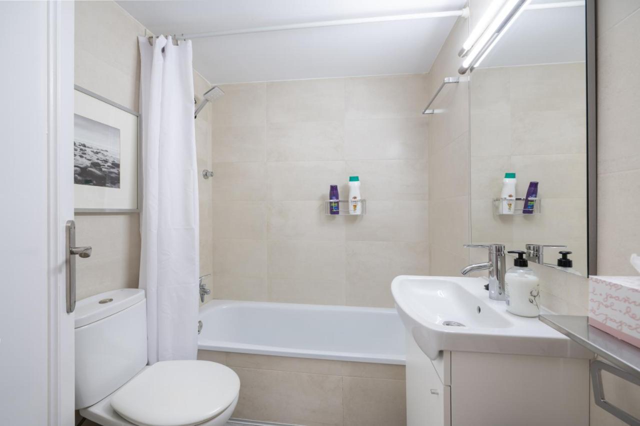 Apartamento Al Lado De La Romareda Zaragoza Exterior photo